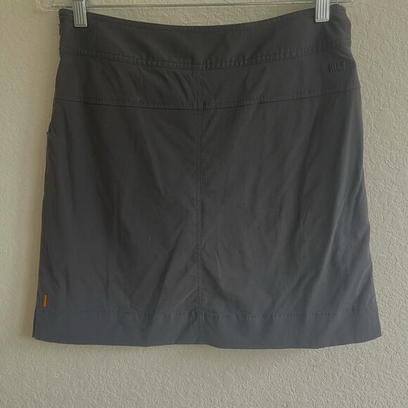Lucy Activewear Stretch Pull On Black Athletic Skirt Pockets Small Athleisure - Picture 2 of 9